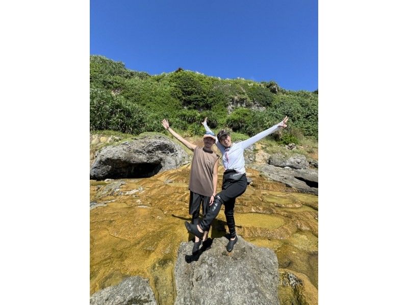 [Okinawa, Miyakojima] Go on a SUP! Hidden Land Exploration Tour / Private SUP for 1 Groupの紹介画像