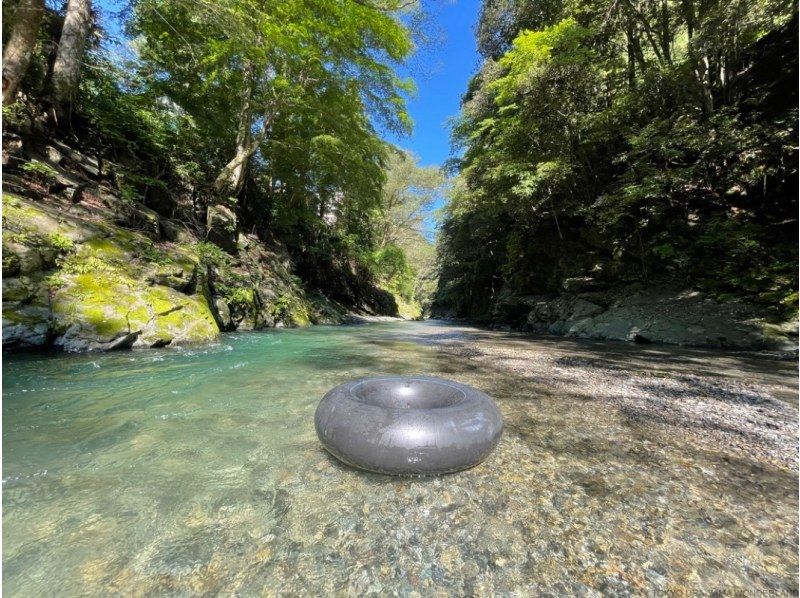 【東京・檜原村】7/29（火）〜8/25（月）開催！トラックチューブで川下り「渓谷どんぶらこ」in 檜原村！ （2025年夏限定エコツアー）の紹介画像