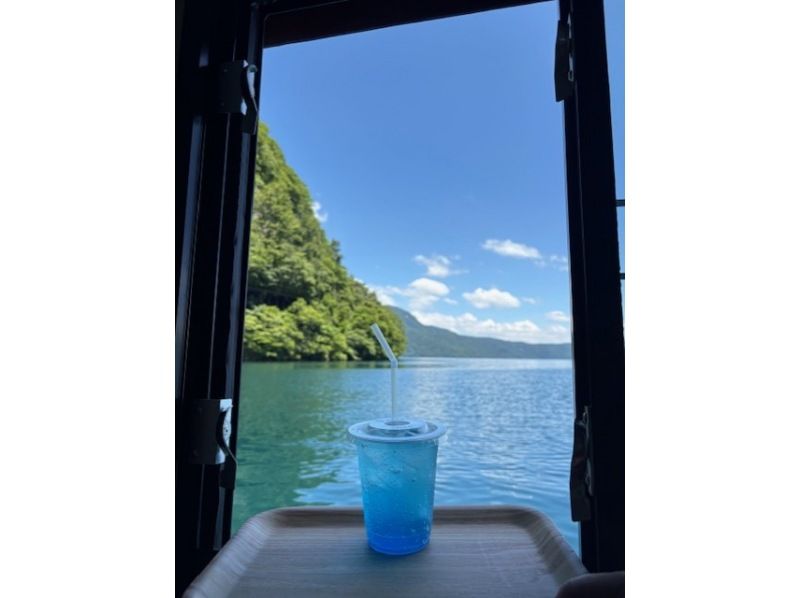 【秋田/青森、十和田湖】十和田湖巡游咖啡厅套餐 ～被大自然治愈的特别时光～の紹介画像