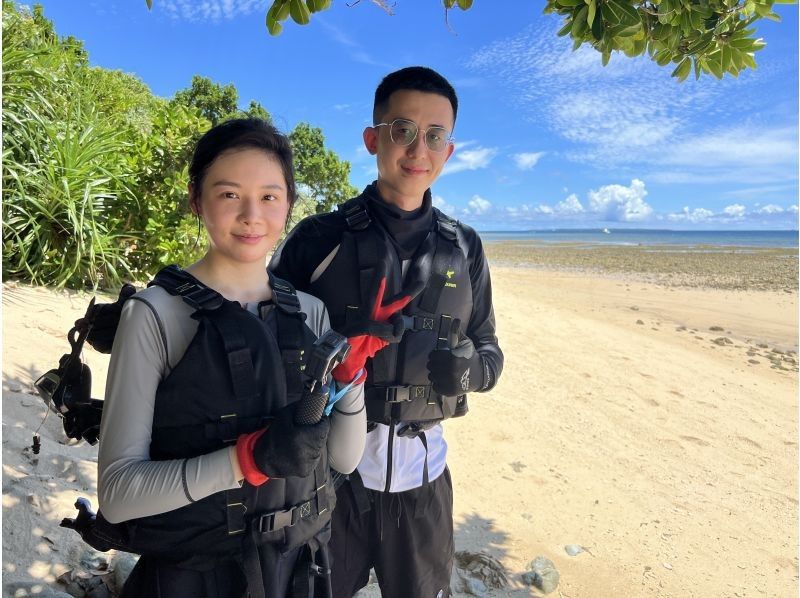 【沖縄・石垣島】海亀と優雅に泳ぐシュノーケルツアーの紹介画像