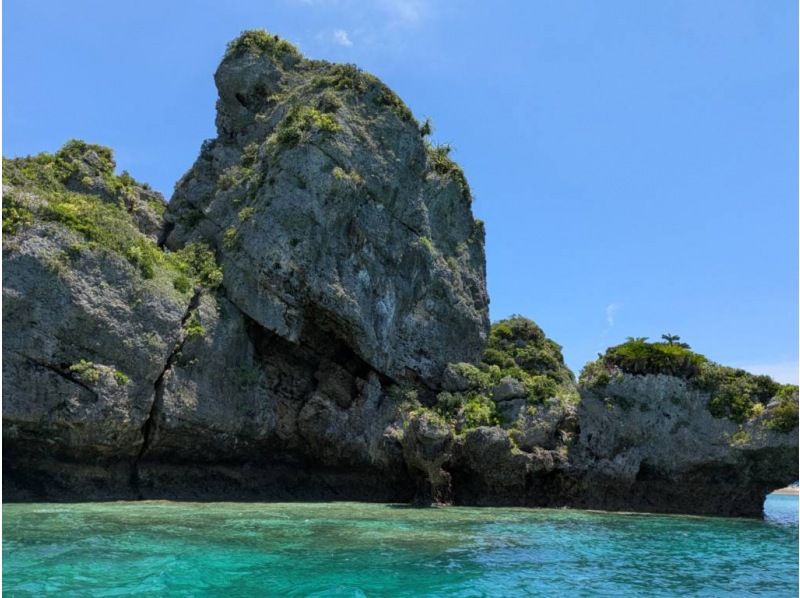 【沖縄・海中道路】100分　免許なしOK ：ジェットスキーで行く、無人島秘境ツアー！の紹介画像