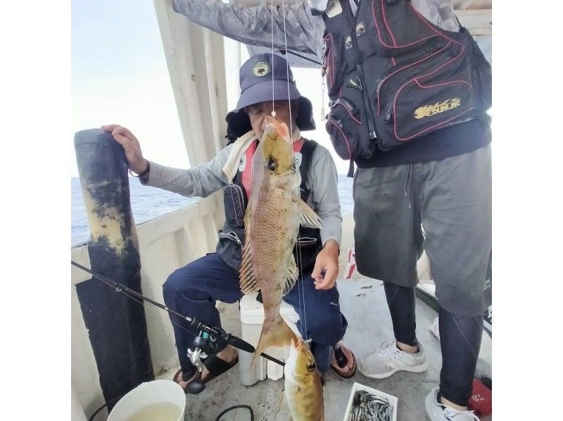 [โอกินาว่า ท่าเรือมิเอะกุสุกุ] ★ ห่างจากท่าเรือสำราญ 5 นาที ★ ออกเดินทางจากท่าเรือมิเอะกุสุกุ นาฮะ ★ เช่าเรือและปรับแต่งได้ตามใจชอบ พร้อมกิจกรรมตกปลา ดำน้ำตื้น บาร์บีคิว และอื่นๆ อีกมากมาย ★の紹介画像