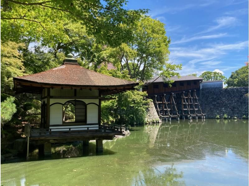 紀州徳川家ゆかりの地を巡る旅//<和歌山城>//<紀州東照宮>//＜旧紀州徳川家別邸養翠園.>//の紹介画像
