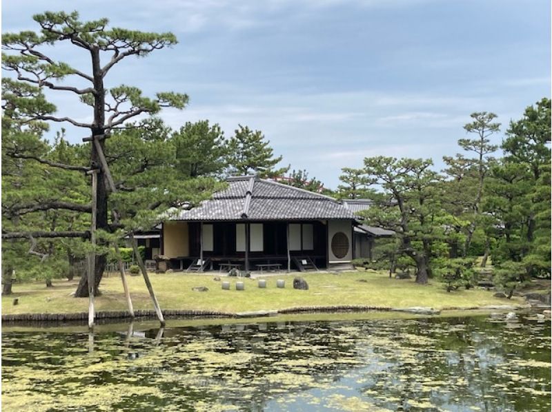 紀州徳川家ゆかりの地を巡る旅//<和歌山城>//<紀州東照宮>//＜旧紀州徳川家別邸養翠園.>//の紹介画像