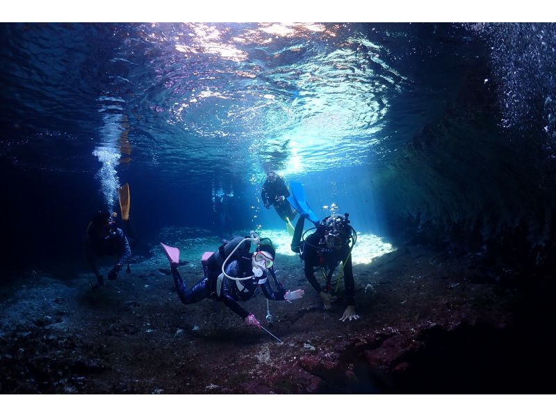 【沖縄・宮古島】午後発・ダイナミックな地形を楽しむ２ボートファンダイビング！　◆お一人参加・初心者も大歓迎・水中写真付・ライセンス必須◆の紹介画像