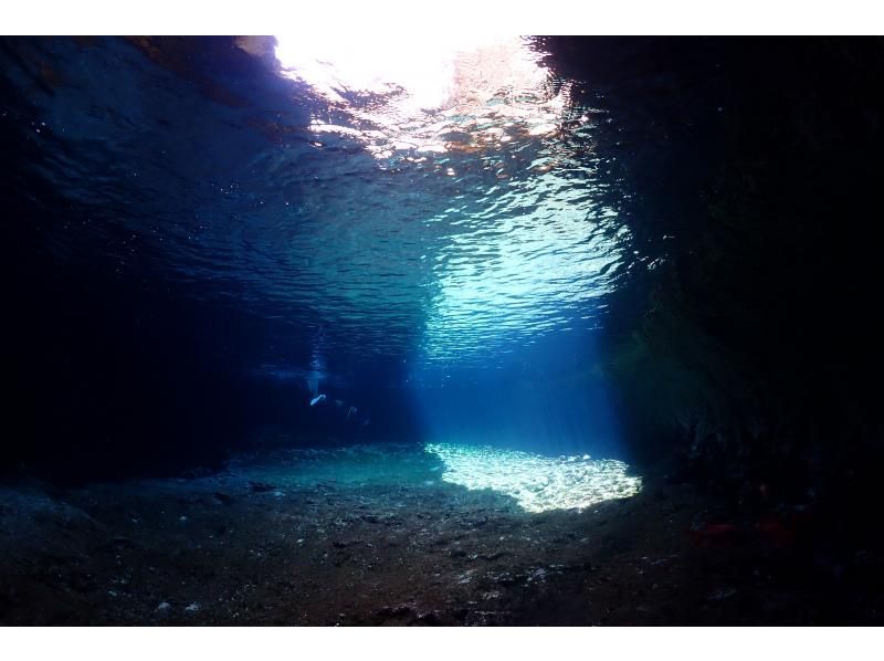 【沖縄・宮古島】午後発・ダイナミックな地形を楽しむ２ボートファンダイビング！　◆お一人参加・初心者も大歓迎・水中写真付・ライセンス必須◆の紹介画像