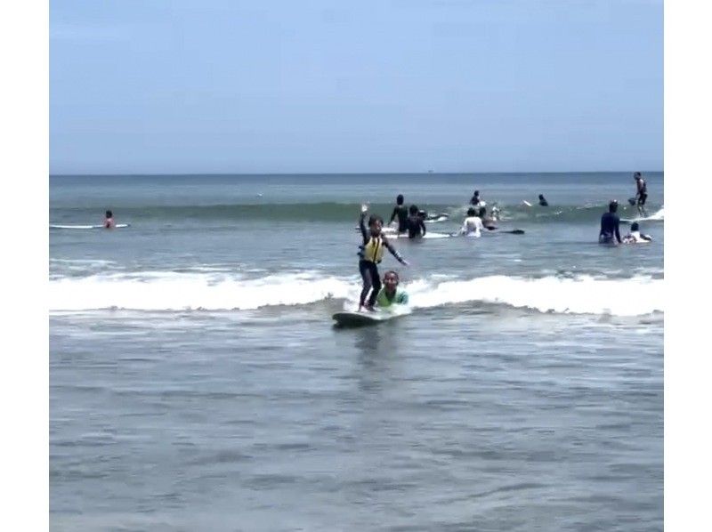 【千葉・九十九里】　夏休み！子供　サーフィン. 家族みんなでもOK！太東海水浴場ではじめてのサーフィン体験 or 初心者(1～2回経験 )！の紹介画像