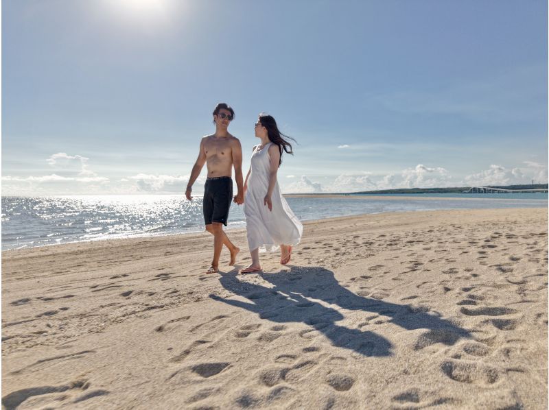 【冲绳・宫古岛】【最低价】乘船游览Uni Beach！当天预约即可享受♪由土生土长的久松船长带领！专业摄影师无人机拍摄♪の紹介画像