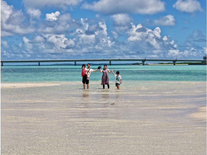 【冲绳・宫古岛】【最低价】乘船游览Uni Beach！当天预约即可享受♪由土生土长的久松船长带领！专业摄影师无人机拍摄♪の紹介画像