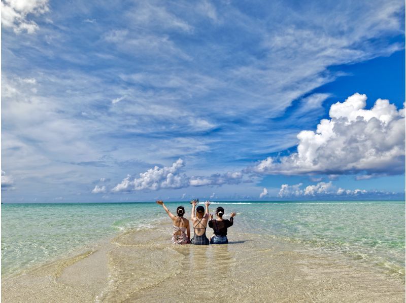 【冲绳・宫古岛】【最低价】乘船游览Uni Beach！当天预约即可享受♪由土生土长的久松船长带领！专业摄影师无人机拍摄♪の紹介画像