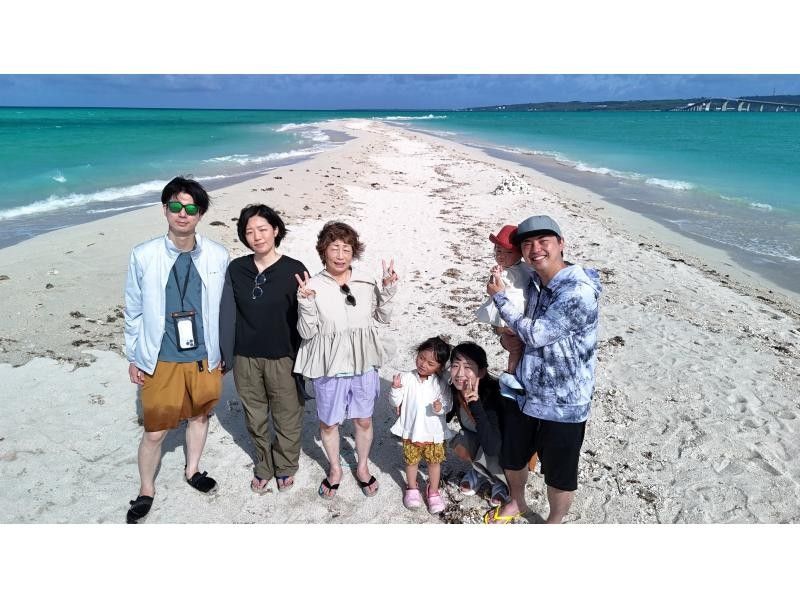 Departing from Kawamitsu Port: [Uni Beach Landing Cruise] Head to the magical sandy beach floating in the blue Miyako sea!の紹介画像