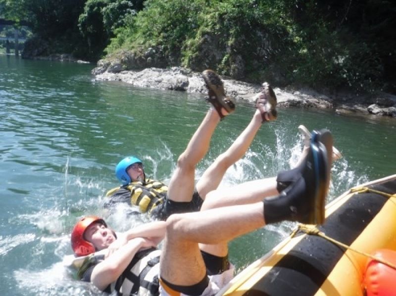 [Gifu, Nagara River, Rafting] ⭐︎Singles Only⭐︎River Party☆Rafting & BBQの紹介画像