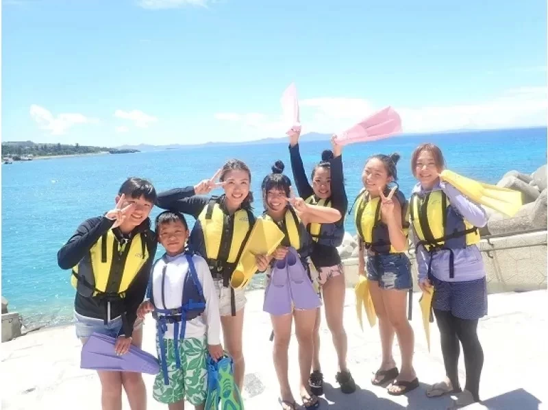 No age restrictions♪ Private plan [Photo/video shooting, feeding experience, towels included] Snorkeling [Near Junglia, Churaumi] Northern, Nago, Motobu, Sesoko Islandの紹介画像