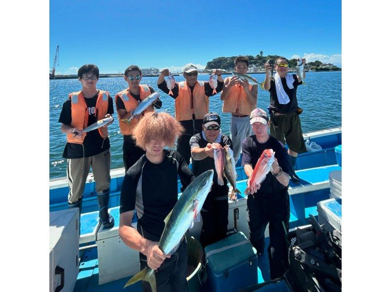 [Yokohama/Kamakura] ★Private plan for beginner groups★ All necessary equipment included for boat fishing (with instructor)の紹介画像