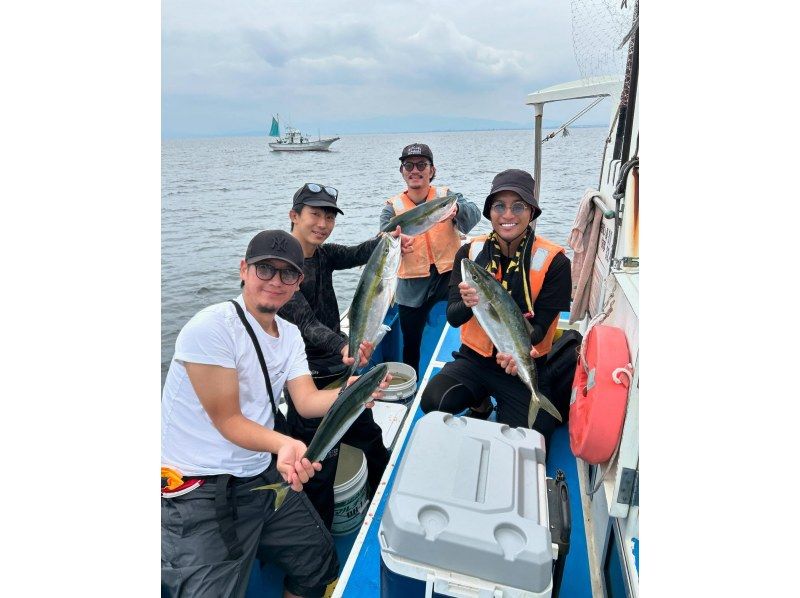 [Yokohama/Kamakura] ★Private plan for beginner groups★ All necessary equipment included for boat fishing (with instructor)の紹介画像