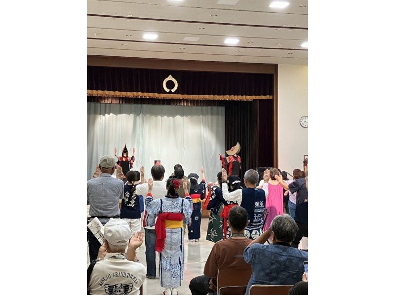 [AKITA-UGO] 17 Aug. Akita: seat & guide of Nishimonai Bon Odori Danceの紹介画像