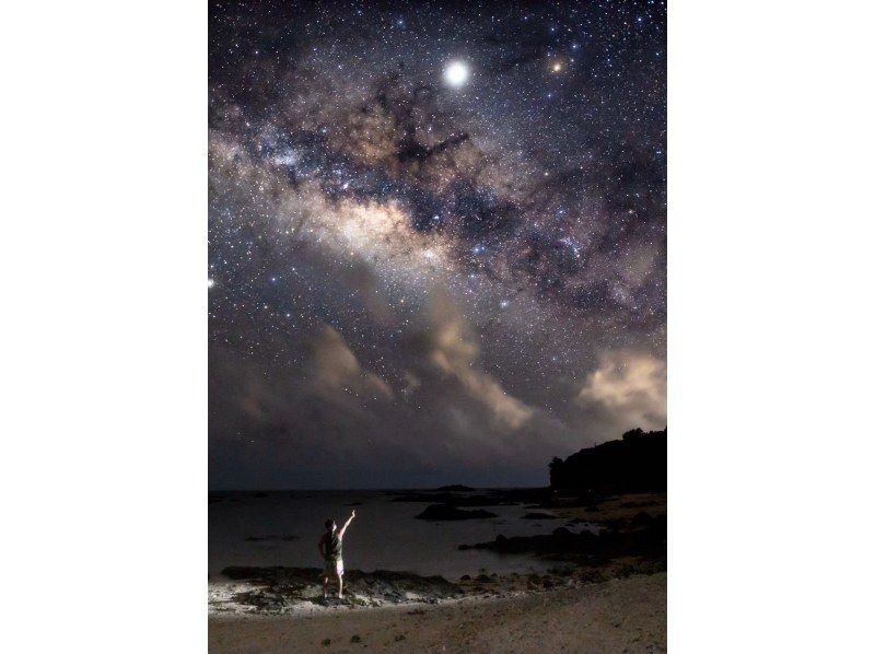 SALE！【沖縄・石垣島】プライベートビーチから見る日本初星空保護区に認定された星空観賞ツアーの紹介画像