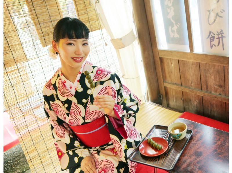 [Kyoto, Kiyomizu-dera Temple] Private photo shoot in kimono around Kiyomizu-dera Templeの紹介画像