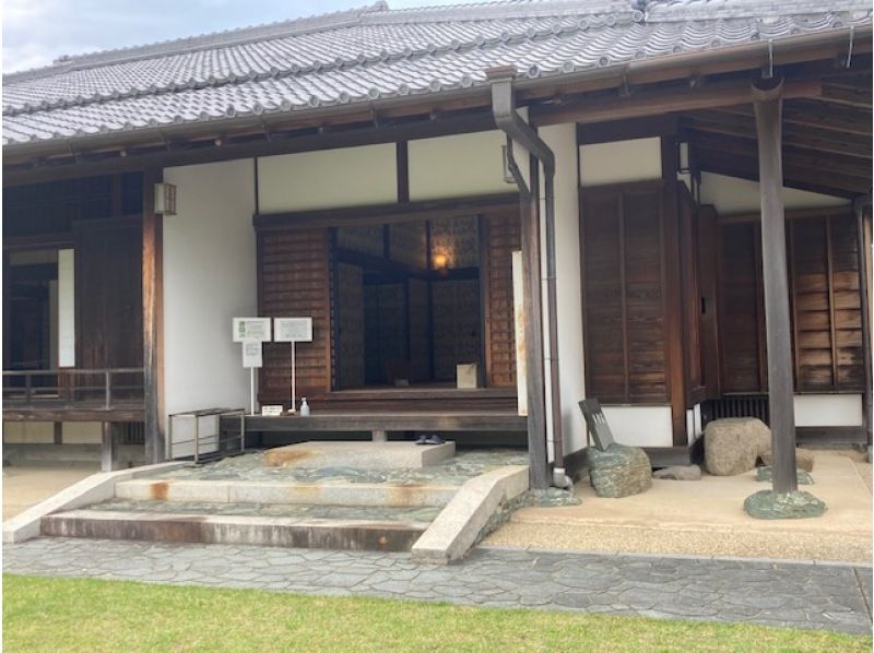 旧紀州徳川家別邸＜養翠園＞//日本のアマルフィー＜雑賀崎漁港＞//を巡る　ガイド同行の紹介画像