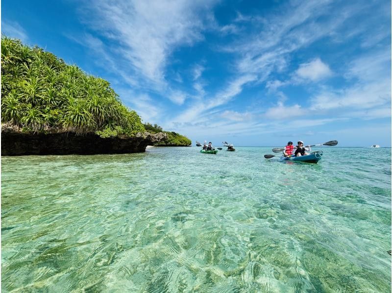 【沖縄・石垣島】カヤックに乗って川平湾のシークレットスポット・サンゴ礁＆熱帯魚の楽園・川平タバガーへ行こう！の紹介画像