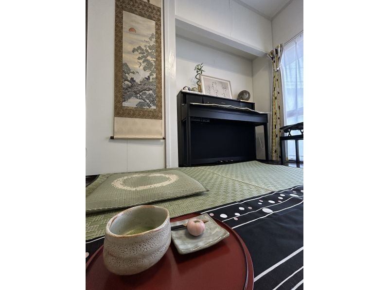 『Dazaifu, Fukuoka』Experience Japanese culture of calligraphy and matcha at the same time ➕ Chartered taxi tour of Dazaifu ⛩️の紹介画像