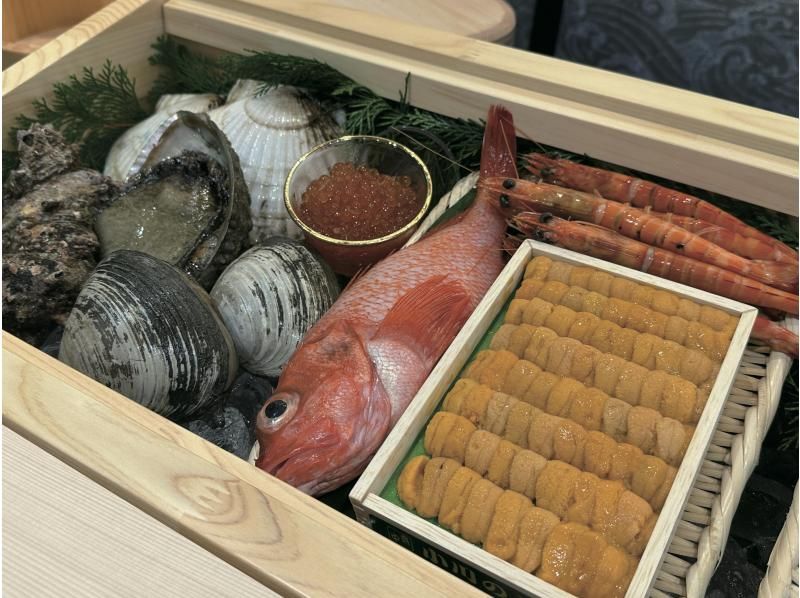[Tokyo, Nakameguro] A sushi chef will teach you! Small group sushi making experienceの紹介画像