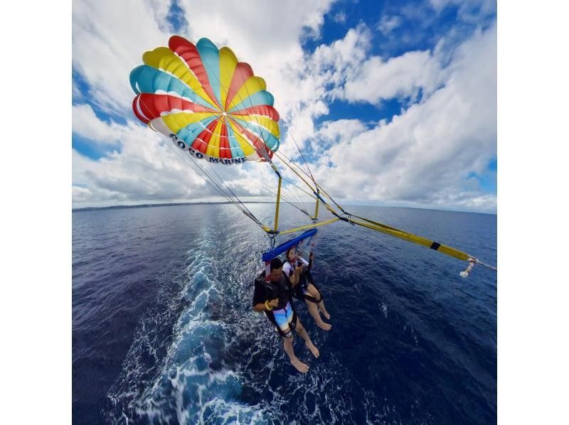 【오키나와 &middot; 나하 &middot; 기노완】 무료 ★ 360 &deg; 카메라 촬영 & GoPro 대출! 패러세일링+마린 액티비티 2점 세트! !の紹介画像