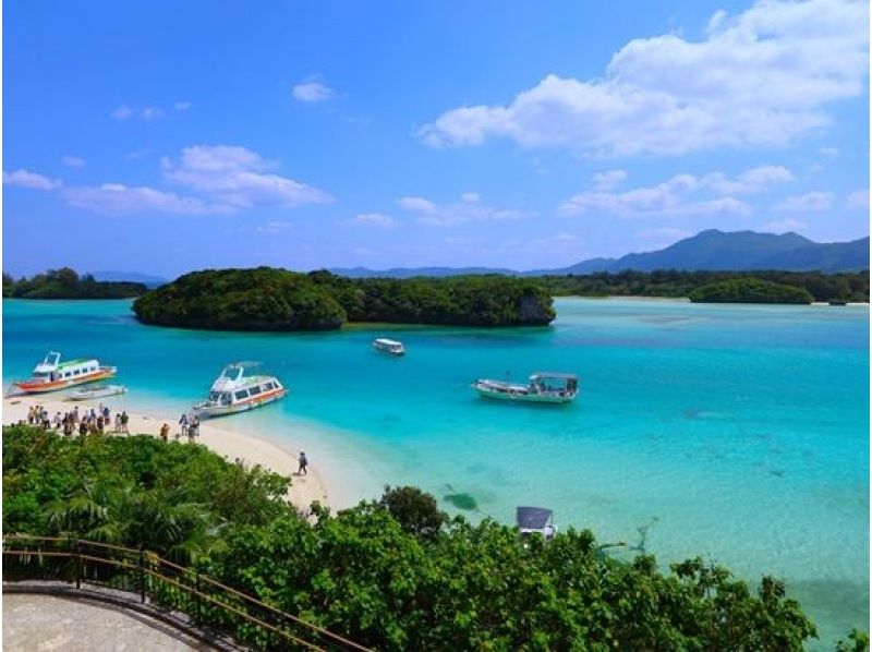 【沖縄・石垣島】川平湾観光フォトツアー/エメラルドグリーンの海の絶景をご案内！記念撮影＆送迎サービス付き！の紹介画像