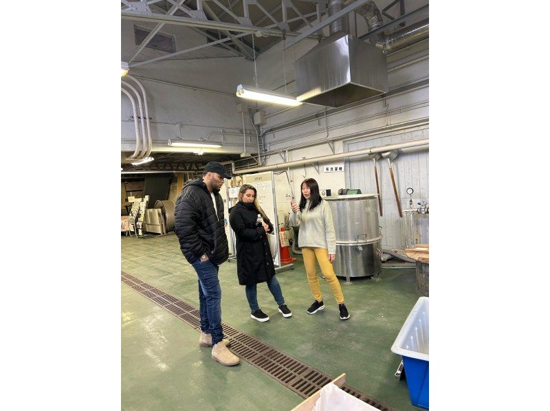 【東京・王子】プレミアムな日本酒体験・歴史的な赤煉瓦酒造工場見学と絶景レストランでの日本酒ペアリングランチの紹介画像