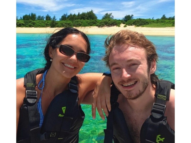 Student discount! [3-hour boat charter recommended plan] Deserted island & 2 boat snorkeling spots. Come empty-handed on the day! Toilets available. の紹介画像