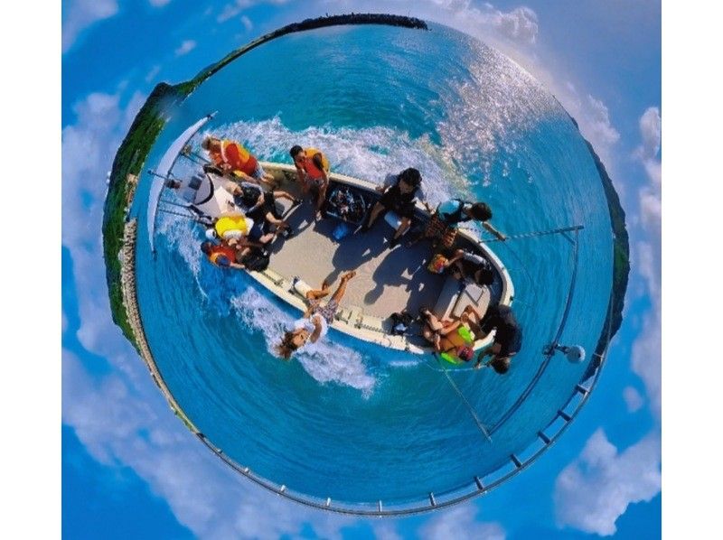 Student discount! [3-hour boat charter recommended plan] Deserted island & 2 boat snorkeling spots. Come empty-handed on the day! Toilets available. の紹介画像