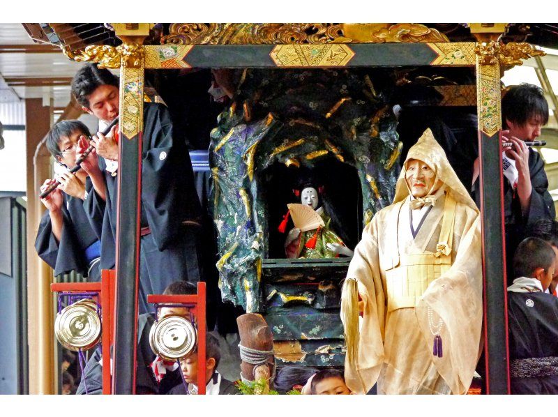 【滋賀・大津】秋のびわ湖疏水船と湖国三大祭「大津祭」観覧ツアー（御料理「豆信」での昼食付）の紹介画像