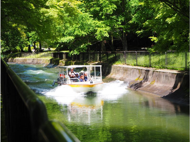 【滋賀・大津】秋のびわ湖疏水船と湖国三大祭「大津祭」観覧ツアー（御料理「豆信」での昼食付）の紹介画像