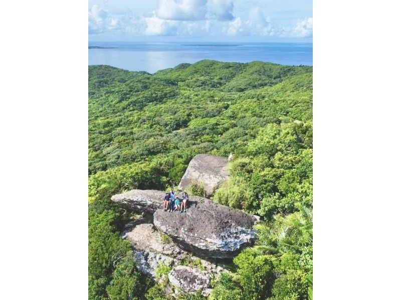 【이시가키 / 절경 트레킹】 마치 제라식 파크! 드론 촬영 포함!の紹介画像