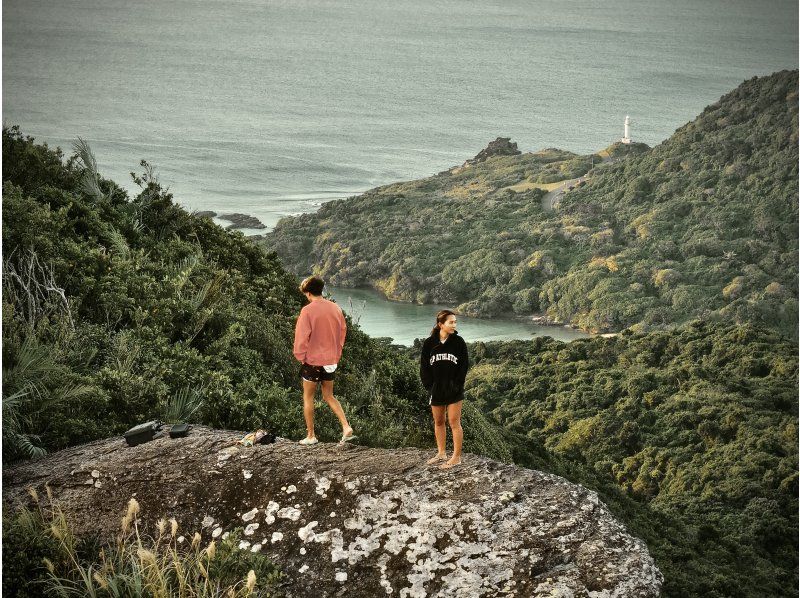 【石垣島・トレッキング】まるでジェラシックパーク！絶景野底岳＆秘密のエコロード大冒険！ドローン撮影で一生の思い出を。の紹介画像