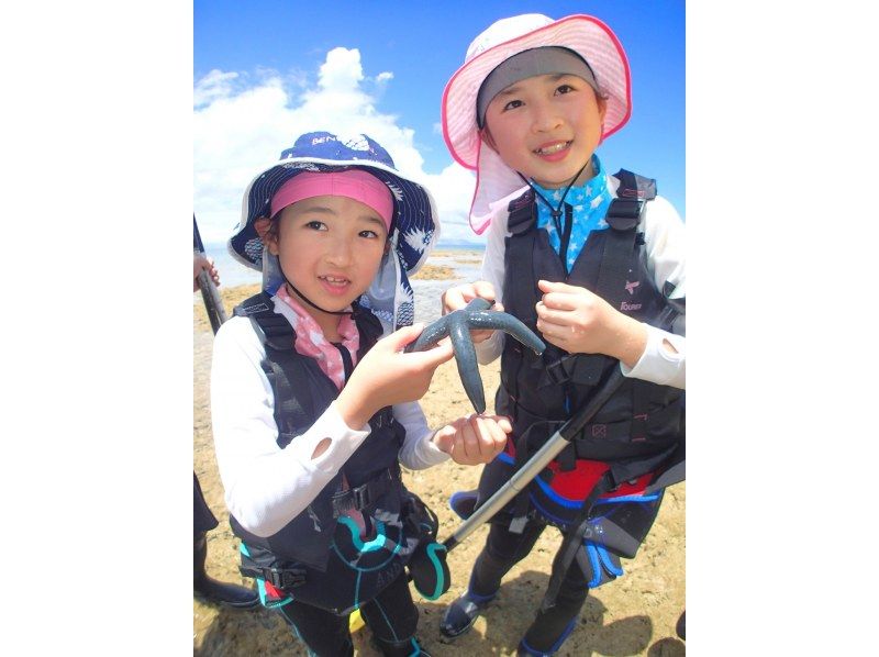 【２歳OK・恩納村】【1組貸切】カヤック探検＆熱帯魚シュノーケリング（すべて無料★温水シャワー・鍵付きロッカー・駐車場・ドライヤー）の紹介画像