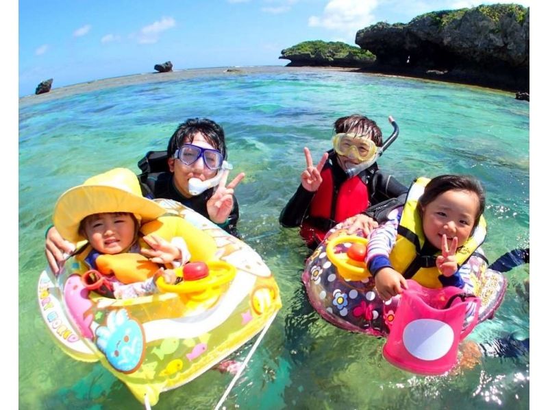 【２歳OK・恩納村】【1組貸切】カヤック探検＆熱帯魚シュノーケリング（すべて無料★温水シャワー・鍵付きロッカー・駐車場・ドライヤー）の紹介画像