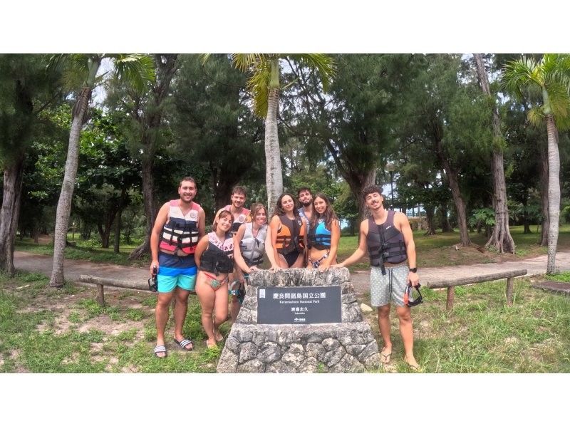 [Okinawa, Tokashiki Island] Board snorkeling tour - Snorkeling experience at Tokashiku Beach in the Kerama Islands, where beautiful coral remains (lunch included)の紹介画像