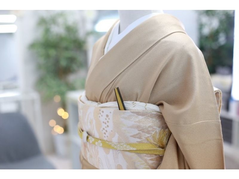 [Osaka, Minamimorimachi/Osaka Tenmangu Shrine] Formal Kimono Rental - Experience Kimono Dressing and Dressing Without Bringing Anything! Excellent Access to Osaka Station, Osaka Castle, and More!の紹介画像