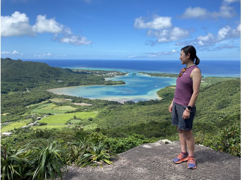 【石垣島トレッキング(半日)】【ぶざま岳から絶景川平湾ビュー】【1名様もOK!!】GoGoTourオリジナルコースの紹介画像