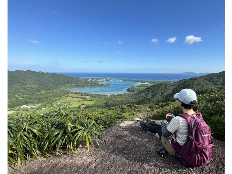 【石垣島トレッキング(半日)】【ぶざま岳から絶景川平湾ビュー】【1名様もOK!!】GoGoTourオリジナルコースの紹介画像