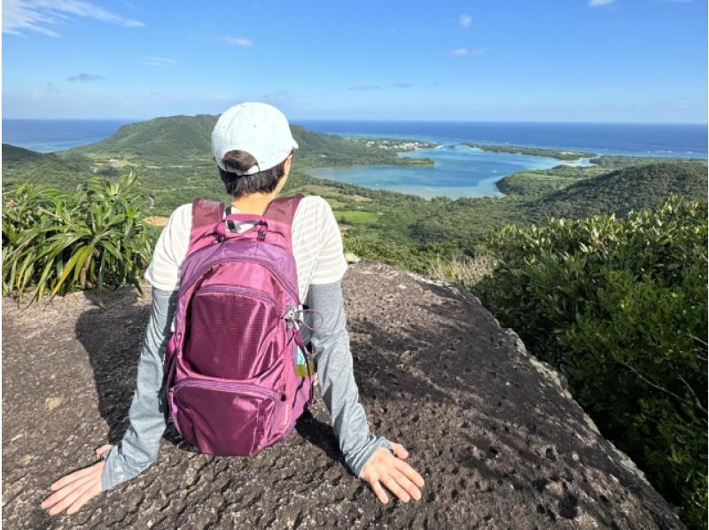 【石垣島トレッキング(半日)】【ぶざま岳から絶景川平湾ビュー】【1名様もOK!!】GoGoTourオリジナルコースの紹介画像