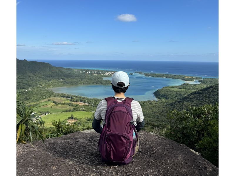 【石垣島トレッキング(半日)】【ぶざま岳から絶景川平湾ビュー】【1名様もOK!!】GoGoTourオリジナルコースの紹介画像