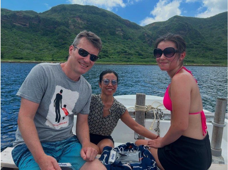 【투명도 MAX】열대어와 헤엄치는 스노클링《겨울은 바다가 가장 클리어》の紹介画像