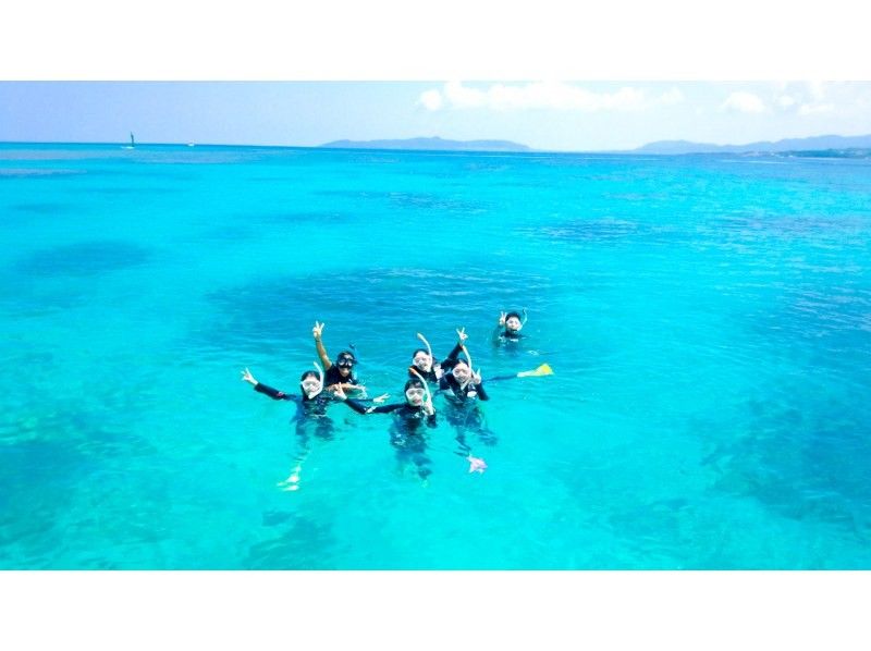 [Okinawa, Miyakojima] Snorkeling in 2.5 hours. Tours run 5 times a day! (From sunrise to sunset) Beginners, women, and children welcome! Come empty-handed!の紹介画像