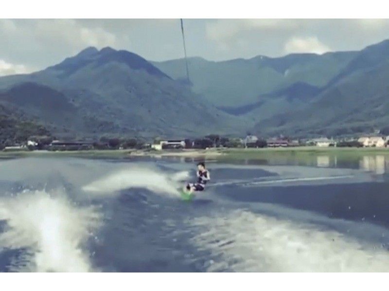 [Okinawa. Miyakojima] Exhilarating wakeboarding experience in the blue ocean of Miyako!の紹介画像