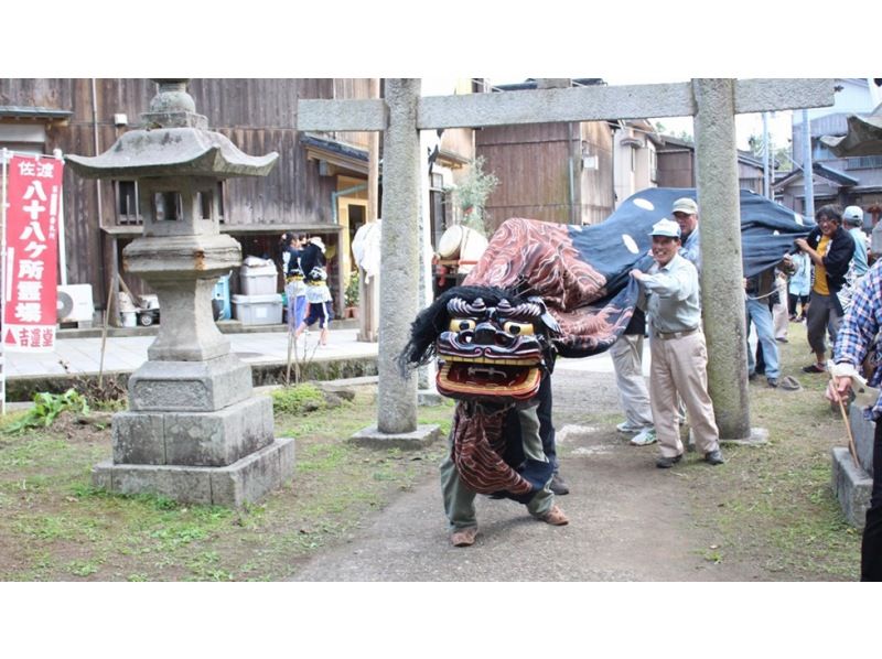 【10月12日(日)開催】さどの島銀河芸術祭公式ツアー：もうひとつの佐渡観光の紹介画像