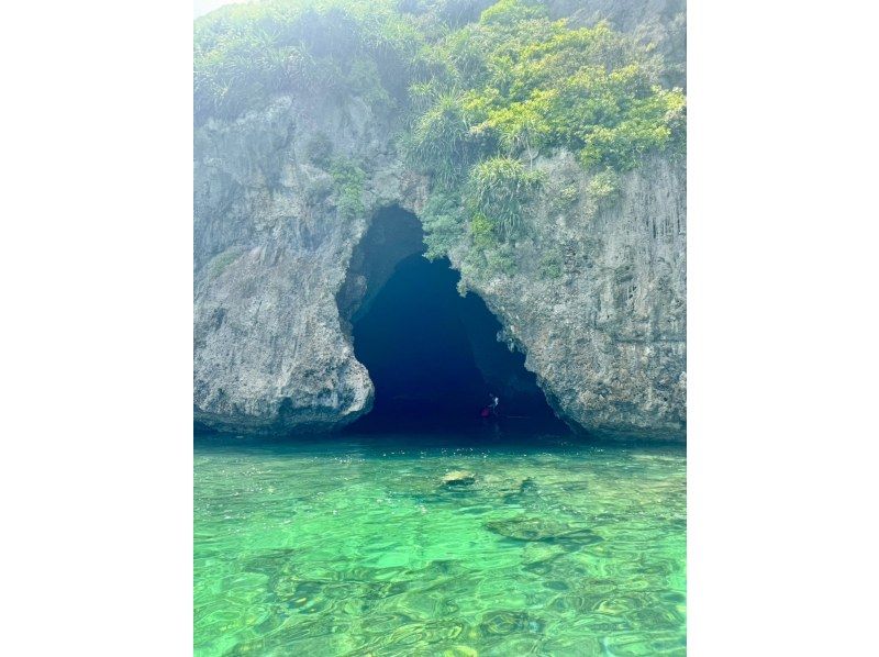 【贅沢プラン】ガイド艇と一緒に『宮古島一周』ジェットスキーツーリングプラン（記念写真プレゼント）の紹介画像