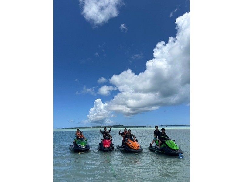 【贅沢プラン】ガイド艇と一緒に『宮古島一周』ジェットスキーツーリングプラン（記念写真プレゼント）の紹介画像