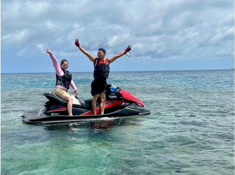 【贅沢プラン】ガイド艇と一緒に『宮古島一周』ジェットスキーツーリングプラン（記念写真プレゼント）の紹介画像